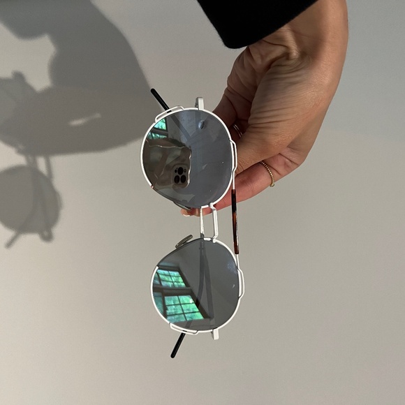 DIOR WHITE AVIATOR SUNGLASSES - Picture 3 of 5